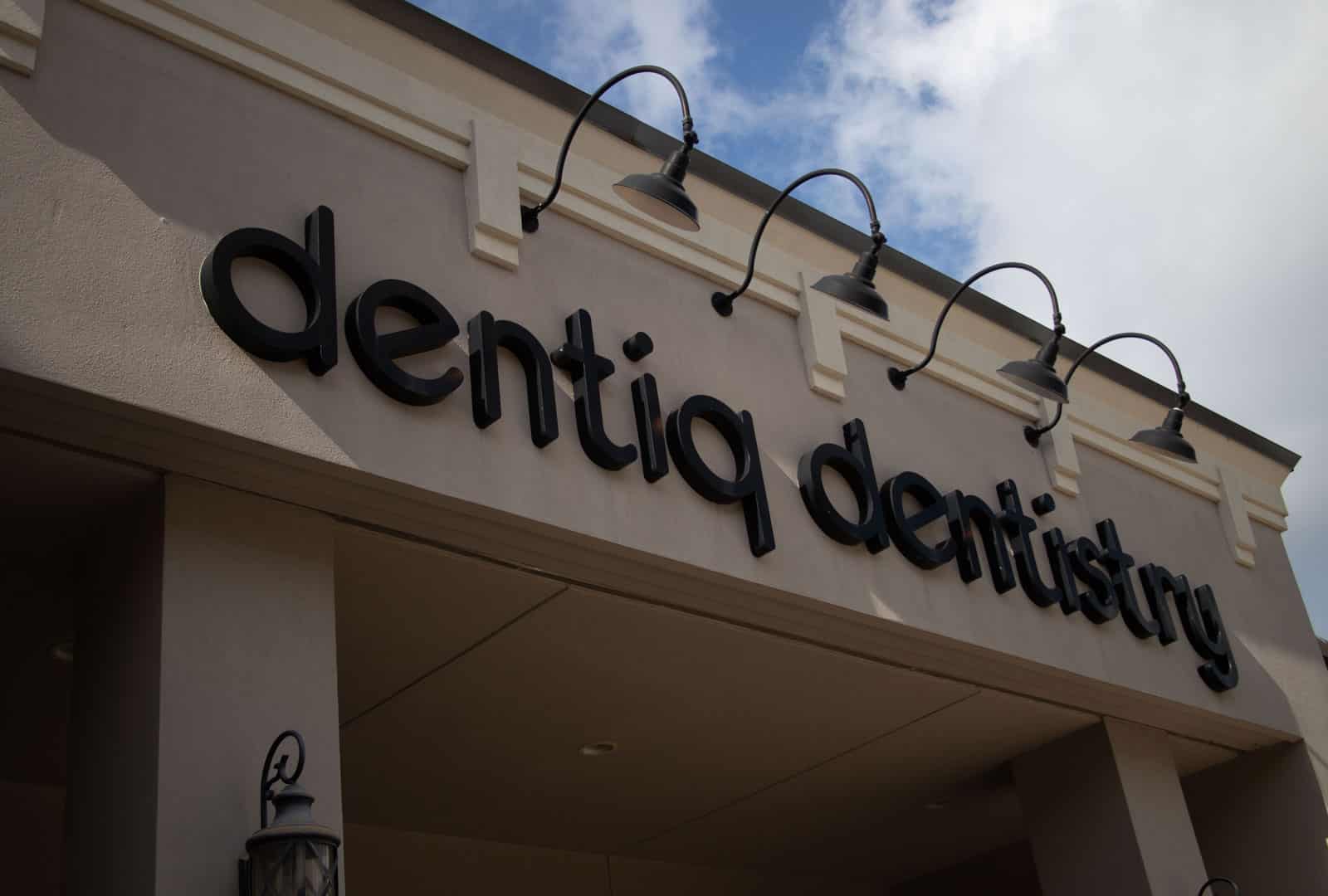 Dental Office Showing Business Name - Dentiq Dentistry